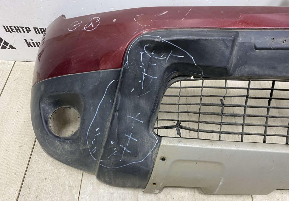 Бампер передний Renault Duster до рестайлинг OEM 620227924R