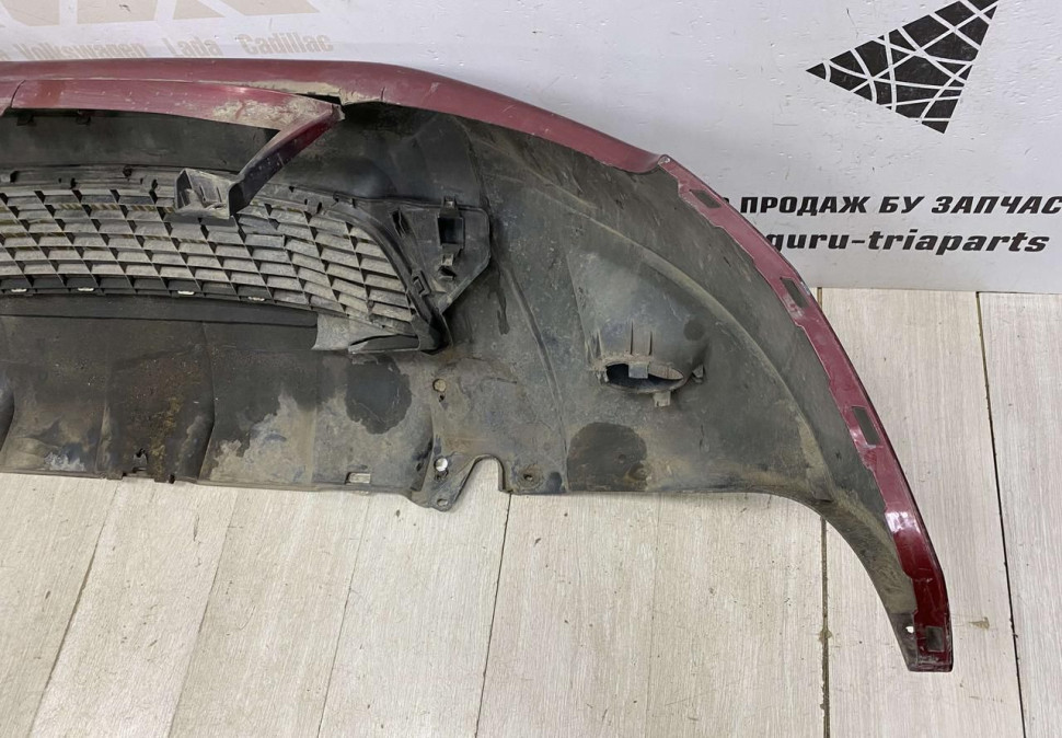 Бампер передний Renault Duster до рестайлинг OEM 620227924R