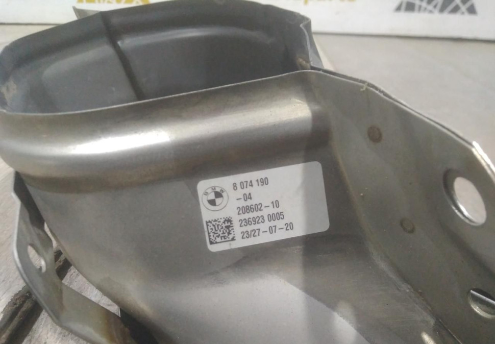 Насадка глушителя правая бу BMW X5 G05 M-Pack OEM 51128074190 Насадка глушителя правая бу BMW X5 G05 M-Pack OEM 51128074190