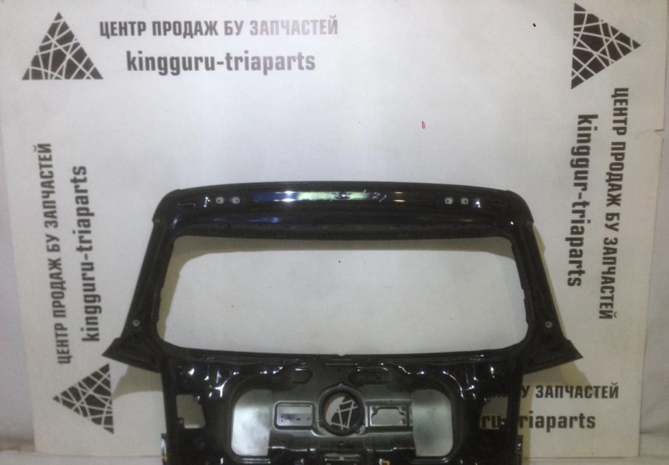 Крышка багажника Volkswagen Golf 6 OEM: 5K6827025J (скл-3) Крышка багажника Volkswagen Golf 6 OEM: 5K6827025J (скл-3)
