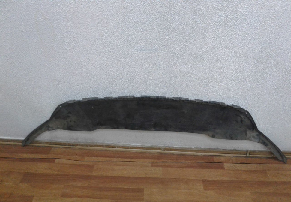 Спойлер переднего бампера Volkswagen Passat B8 oem 3g0805903