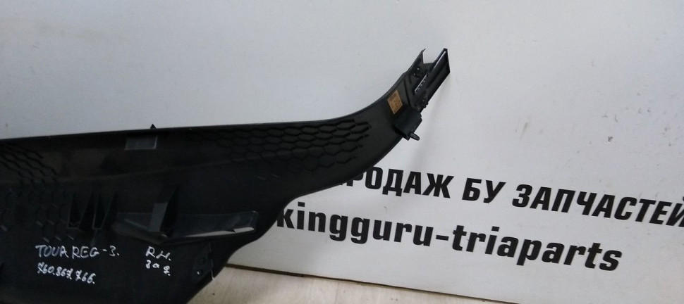 Обшивка стойки задний правый Volkswagen Touareg 3 oem 760867766 (скл-3) Обшивка стойки задний правый Volkswagen Touareg 3 oem 760867766 (скл-3)