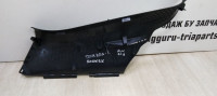Обшивка стойки задний правый Volkswagen Touareg 3 oem 760867766 (скл-3)