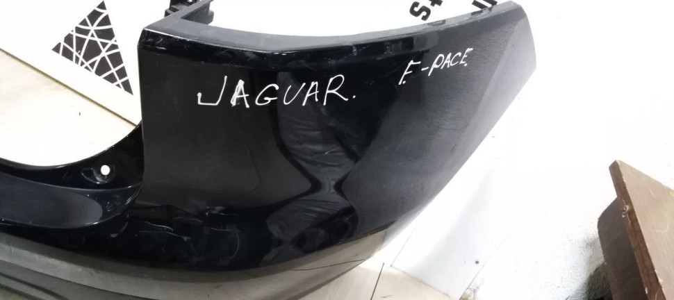 Бампер задний Jaguar F-Pace oem HK83170781AAW (скл-3)
