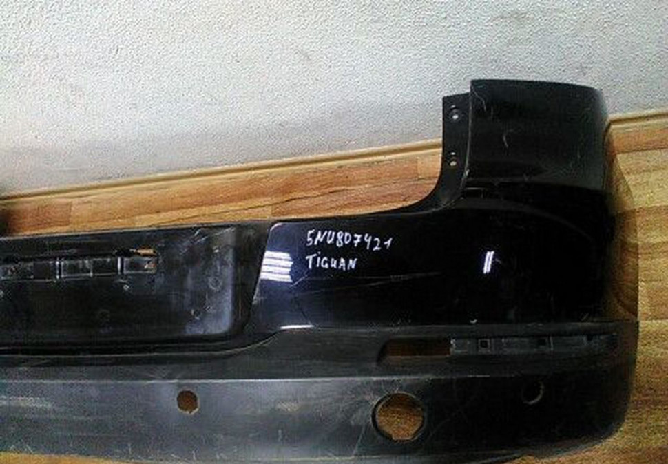 Бампер задний с юбкой Volkswagen Tiguan oem 5nu807421