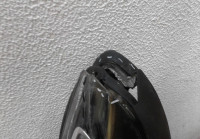 Фара правая Hyundai Tucson oem 92102D7000 (трещины корпуса слом часть) (галоген)