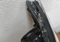 Фара правая Hyundai Tucson oem 92102D7000 (трещины корпуса слом часть) (галоген)