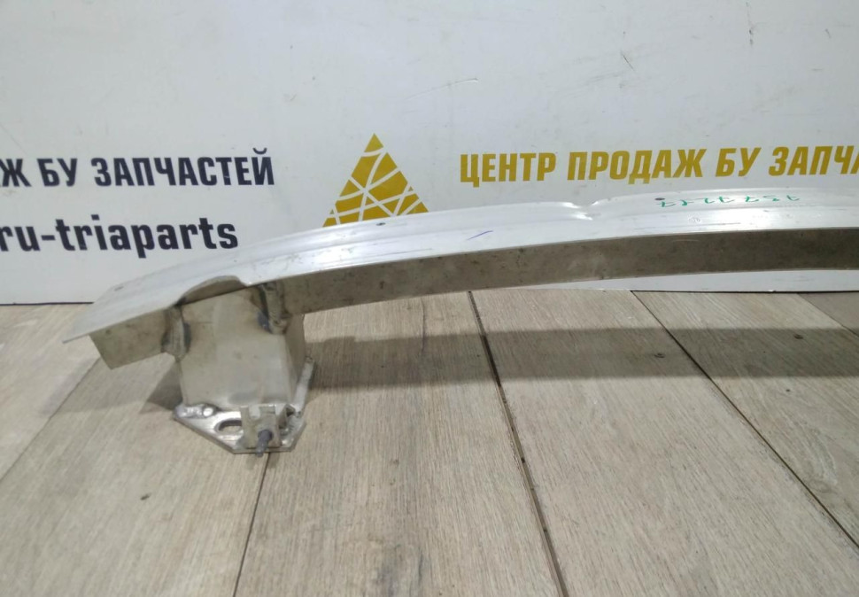 Усилитель заднего бампера бу BMW 7 G11 OEM 51127377217 Усилитель заднего бампера бу BMW 7 G11 OEM 51127377217