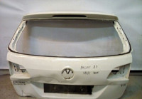 Крышка багажника Volkswagen Passat B7 универсал (2 вмятины)