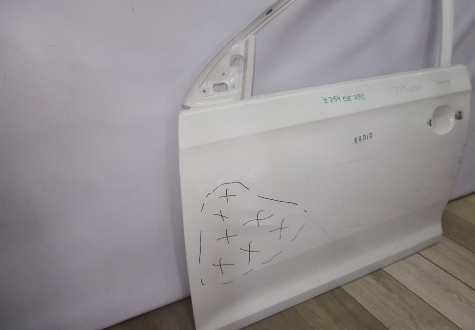 Дверь передняя левая бу Skoda Rapid OEM 5JA831051D