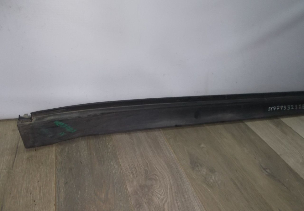 Порог правый бу BMW X1 F48 OEM 51777332328
