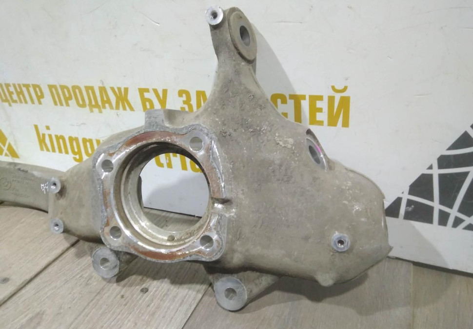 Кулак передний правый бу BMW X5 F15 OEM 31216869870