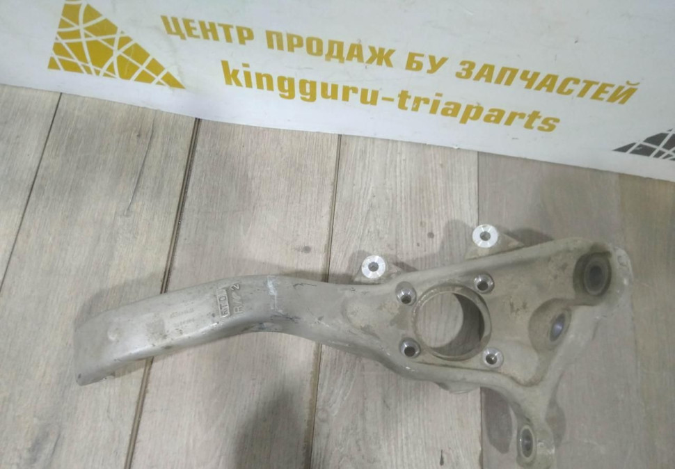 Кулак передний правый бу BMW X5 F15 OEM 31216869870