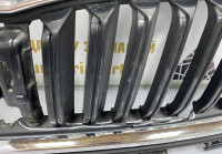Решетка радиатора Skoda Octavia A8 OEM 5E3853343