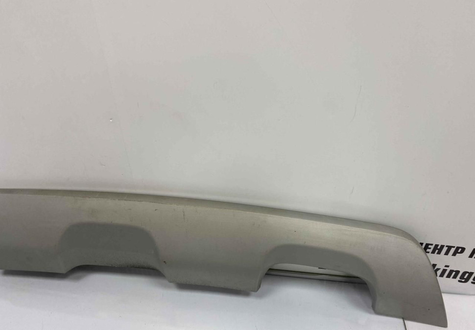 Накладка заднего бампера Renault Sandero Stepway 2 OEM 850700447R Накладка заднего бампера Renault Sandero Stepway 2 OEM 850700447R