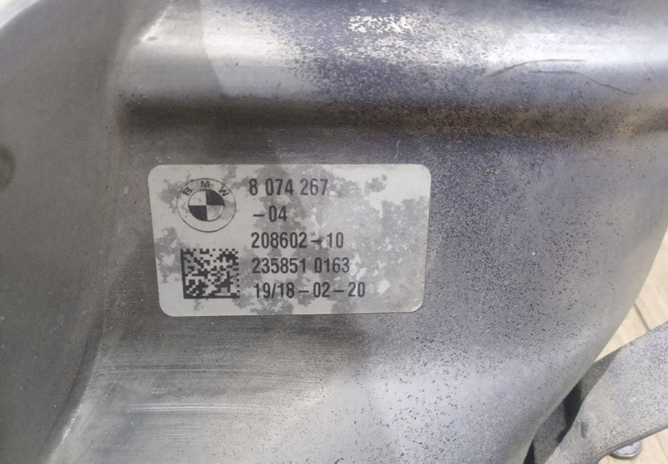 Насадка глушителя левая бу BMW X5 G05 M-Pack OEM 51128074267 Насадка глушителя левая бу BMW X5 G05 M-Pack OEM 51128074267
