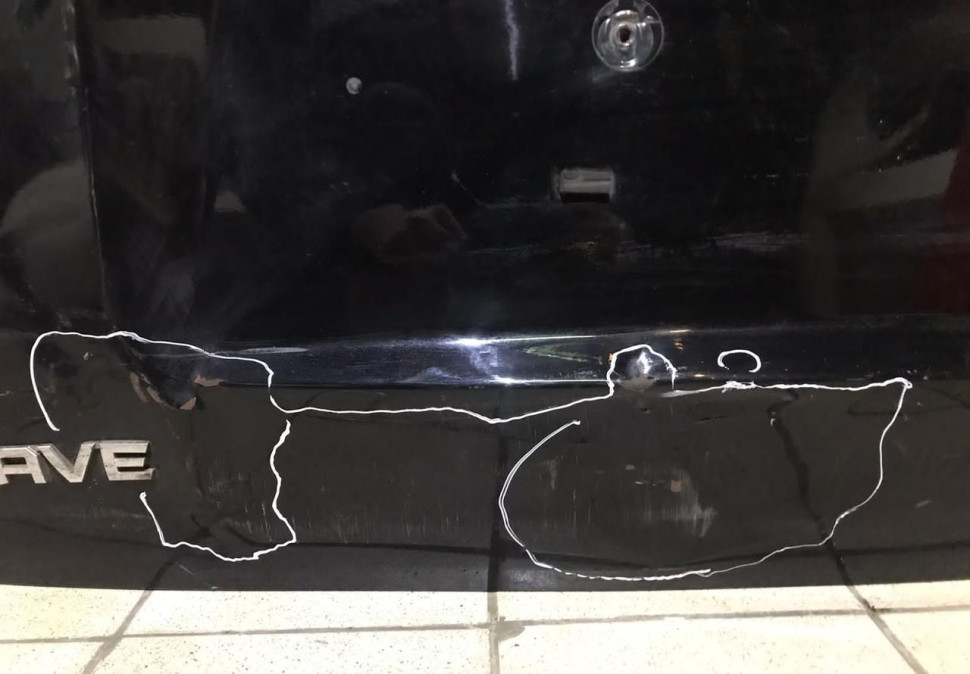 Крышка багажника Kia Mohave OEM 737002J000 (скл-3) Крышка багажника Kia Mohave OEM 737002J000 (скл-3)