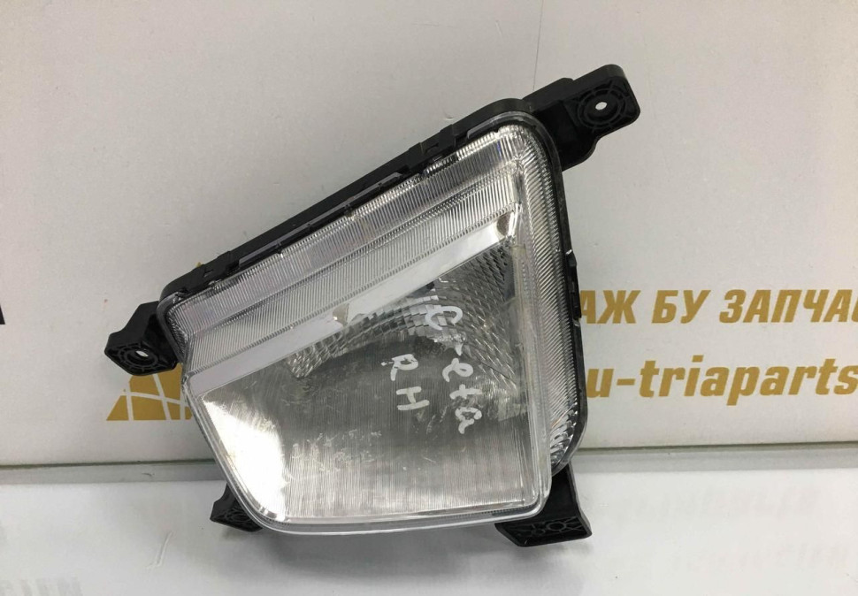 Противотуманная фара правая Hyundai Creta 2016 OEM 92208M0000