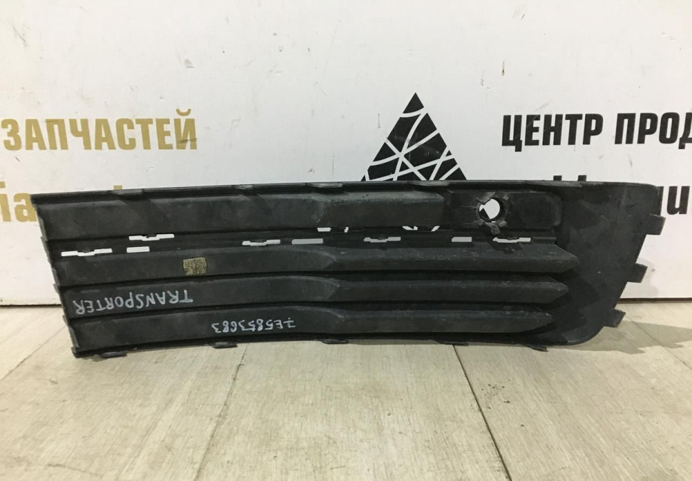 Решетка бампера (птф) левая Volkswagen Transporter T6 2015-2020 oem 7e5853683 Решетка бампера (птф) левая Volkswagen Transporter T6 2015-2020 oem 7e5853683