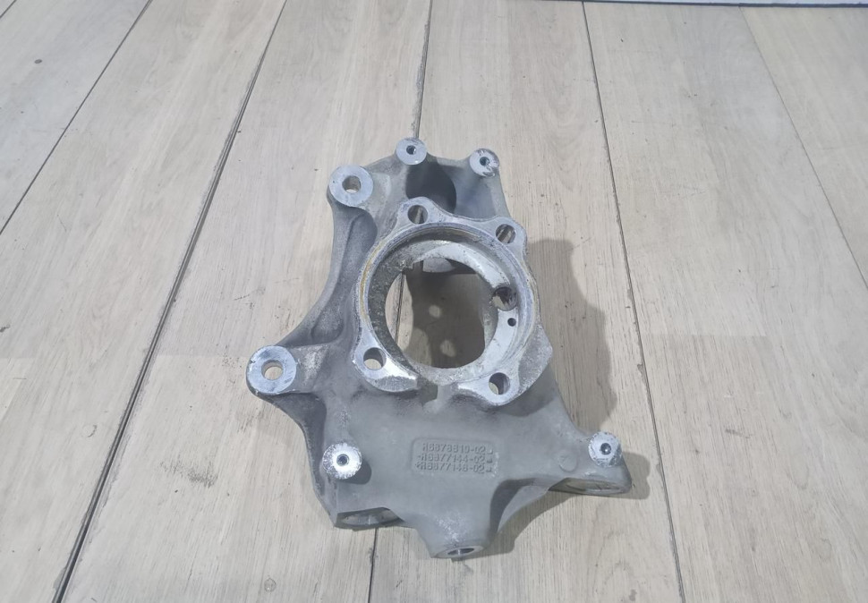 Кулак передний правый BMW 3 G20 OEM 31216878610