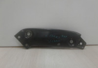 Кронштейн (суппорт) фары правый Volkswagen Jetta 6 oem 5c6805932