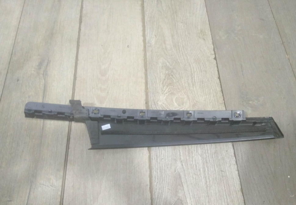 Накладка передней правой двери бу BMW X1 F48 OEM 51337349652 7349652 Накладка передней правой двери бу BMW X1 F48 OEM 51337349652 7349652