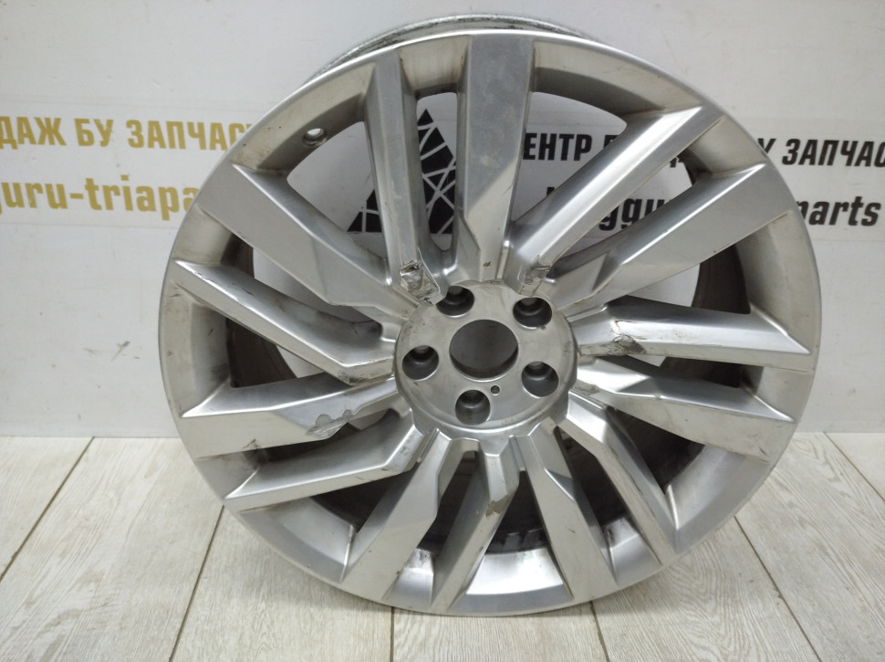 Диск литой R19 Volkswagen Touareg 3 oem 760601025E Диск литой R19 Volkswagen Touareg 3 oem 760601025E