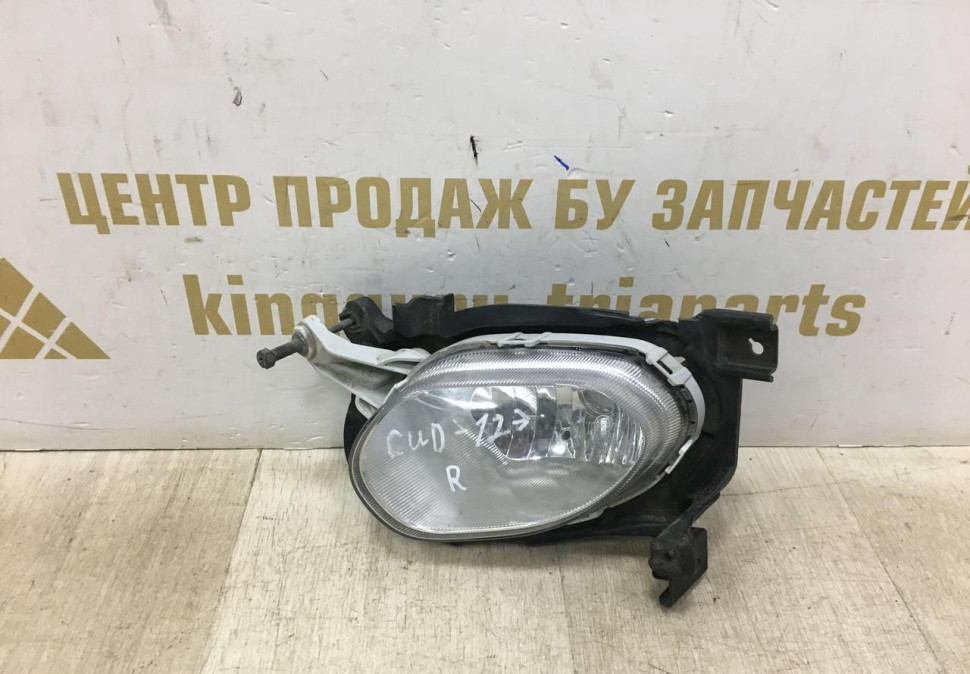 Противотуманная фара правая Kia Ceed 2 2012  oem 92202a2000