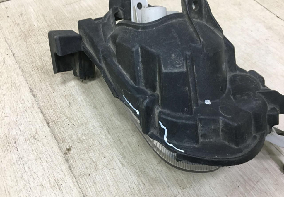 Противотуманная фара правая Kia Ceed 2 2012  oem 92202a2000