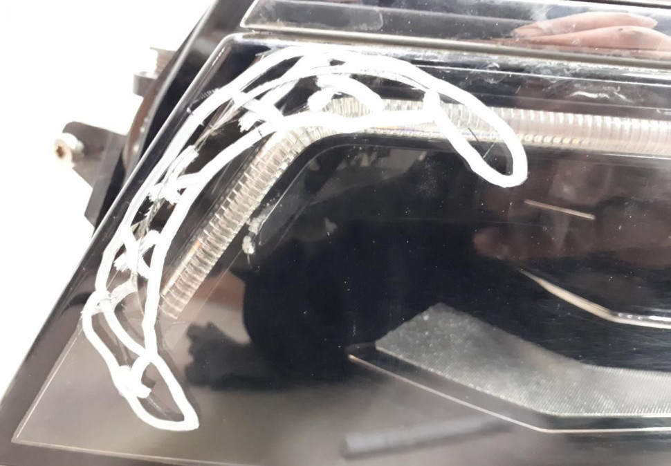 Фара левая LED Volkswagen Tiguan 2 oem 5nb941081d Фара левая LED Volkswagen Tiguan 2 oem 5nb941081d