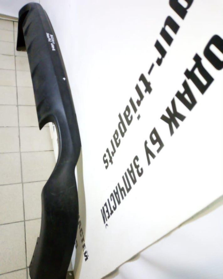 Спойлер заднего бампера Hyundai Santa Fe2 oem 866122b700 (скл-3)