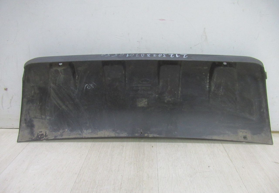 Накладка переднего бампера Chevrolet Niva oem 212302803016550 (скл-3)