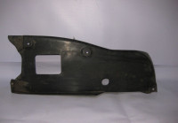 Пыльник заднего бампера левый Toyota Land Cruiser 200 oem 5872460010 (скл-3)