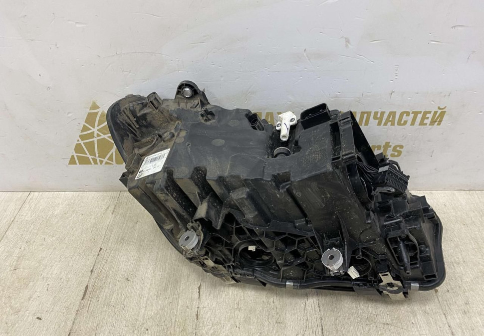 Фара ЛЭД LED не адаптив левая бу BMW X3 G01 OEM 63117466131