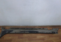 Накладка порога правая Hyundai ix35 oem 877542s000