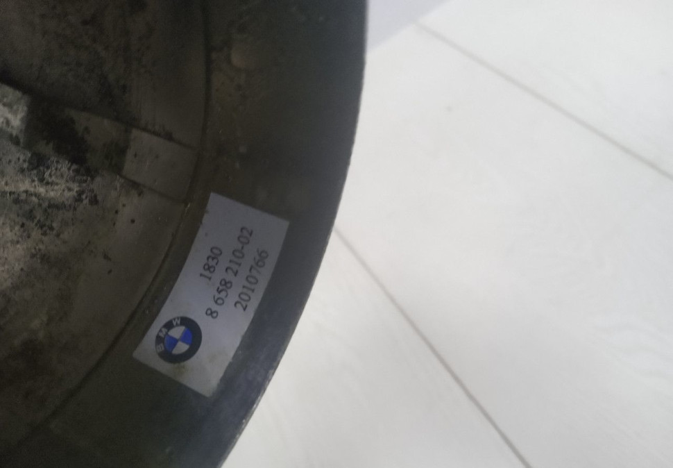 Насадка глушителя BMW X3 G01 OEM 18308658210 Насадка глушителя BMW X3 G01 OEM 18308658210