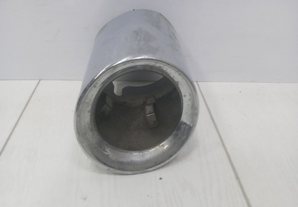 Насадка глушителя BMW X3 G01 OEM 18308658210 Насадка глушителя BMW X3 G01 OEM 18308658210