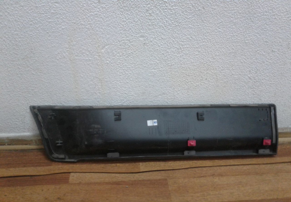 Молдинг двери задний левый Hyundai Creta oem 87733m0000