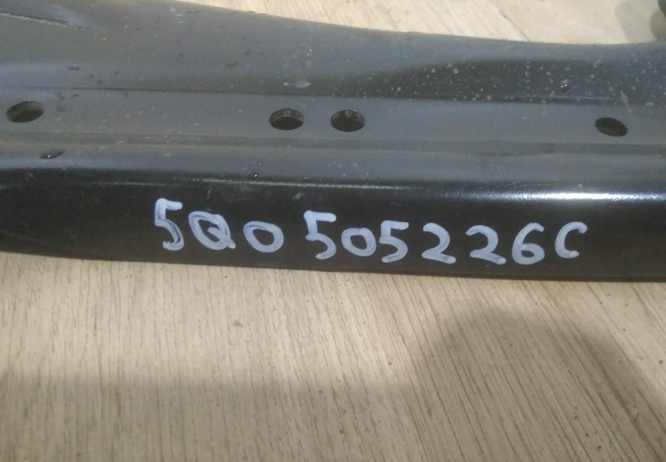 Рычаг задний правый бу Skoda Octavia A7 OEM 5Q0505226C Рычаг задний правый бу Skoda Octavia A7 OEM 5Q0505226C