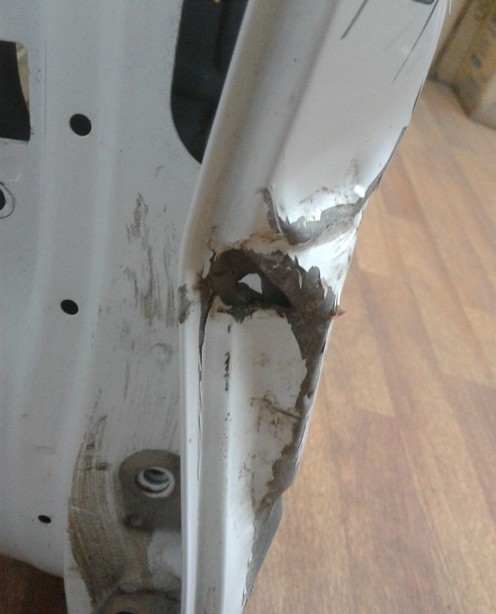 Дверь задняя левая Hyundai Creta (вмятина) (скл-3)