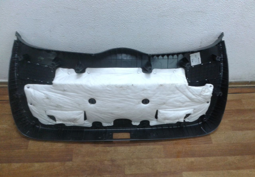 Обивка багажника Hyundai Tucson 3 oem 81750d7000 (скл-3)