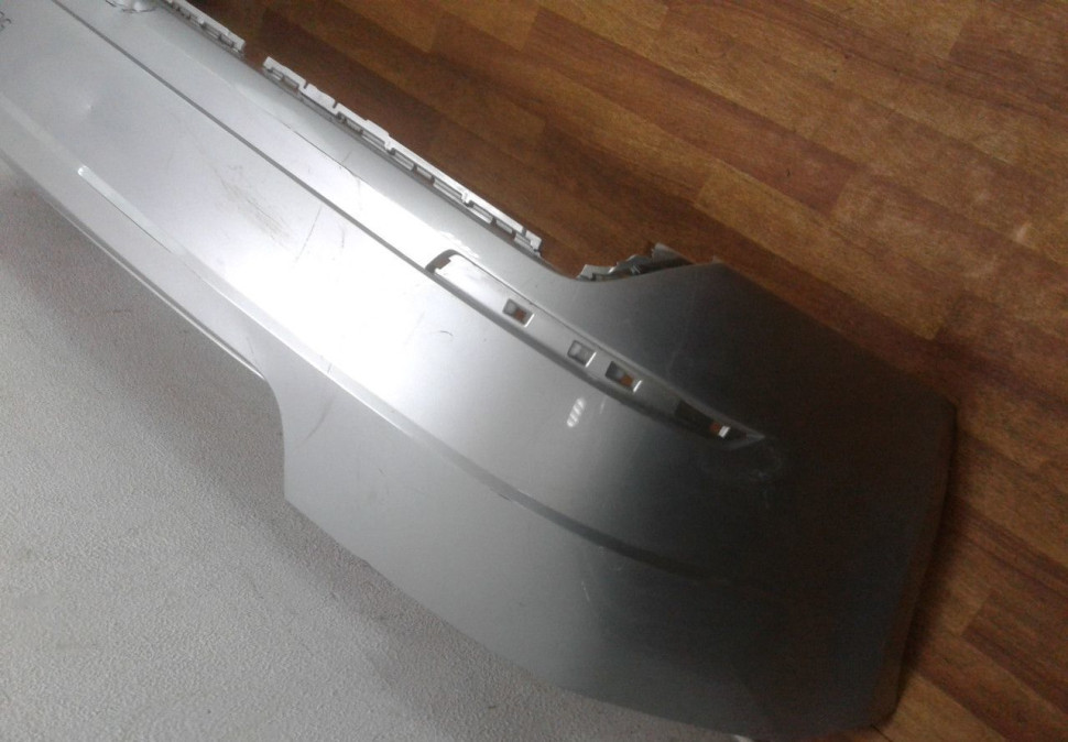 Задний бампер Skoda Octavia A7 oem 5EU807421 (трещина, вмятина) (В)