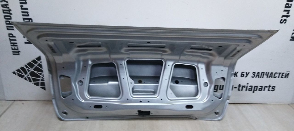 Крышка багажника Lada Vesta седан oem 8450039387 (скл-3)