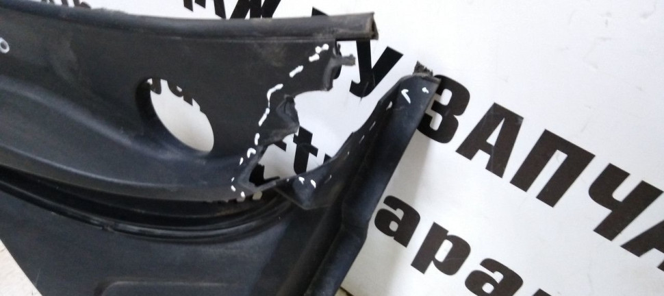 Жабо Hyundai Solaris 2 oem 86150H5100 Жабо Hyundai Solaris 2 oem 86150H5100