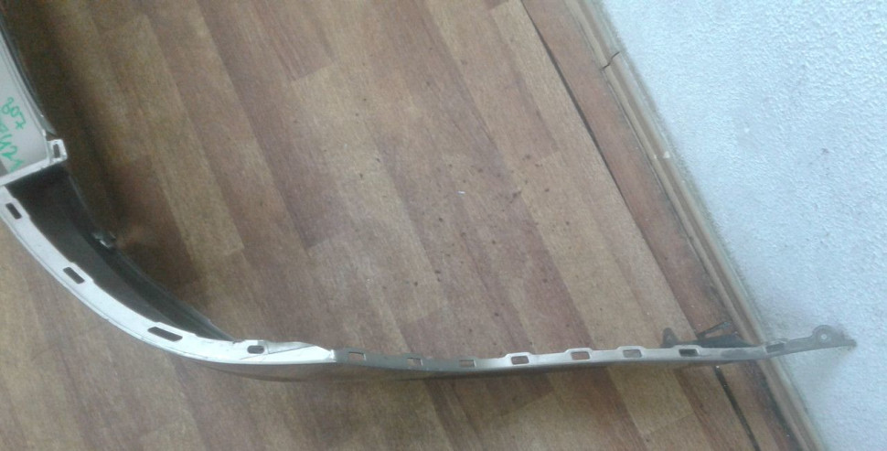 Бампер задний Volkswagen Passat B8 oem 3g5807421 (трещина) (скл-3) Бампер задний Volkswagen Passat B8 oem 3g5807421 (трещина) (скл-3)