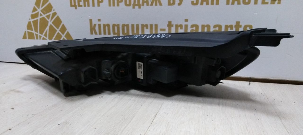 Фара правая верхняя LED Hyndai Santa Fe 4 2018> oem 92208S1000