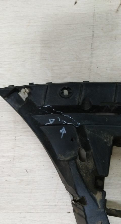 Кронштейн заднего бампера правый Jaguar XJ 2009> oem C2D23125 (Скл-3)