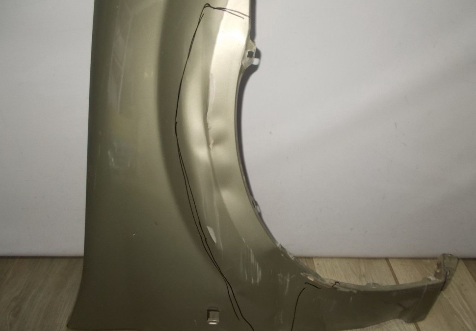 Крыло переднее правое бу Renault Logan 1 OEM 631000451R