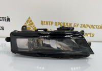 Фара противотуманная левая Skoda Octavia A7 рестайлинг OEM 5E0941699F
