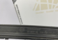 Решетка переднего бампера Skoda Octavia A7 до рестайлинг OEM 5E0853677